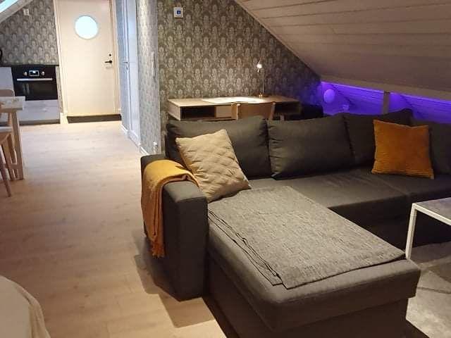 Sandövägen, Vallda