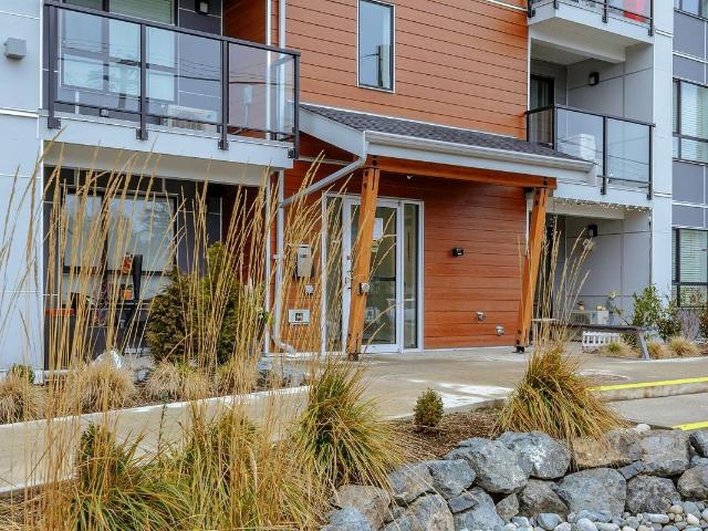 Sandscapes Apartments Studio Apartment for Rent at 155 Moilliet St N, Parksville, BC V9P 0G7