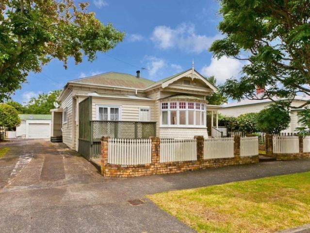 sandringham, 1 bedroom