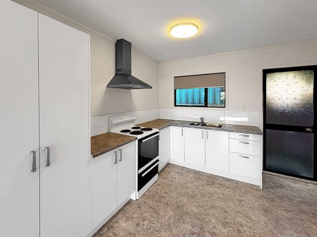 sandringham, 2 bedrooms