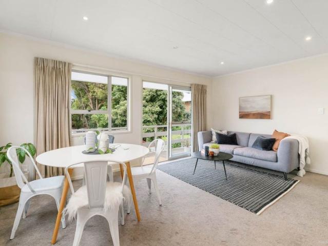 sandringham, 2 bedrooms