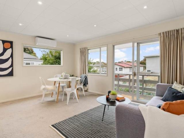 sandringham, 2 bedrooms