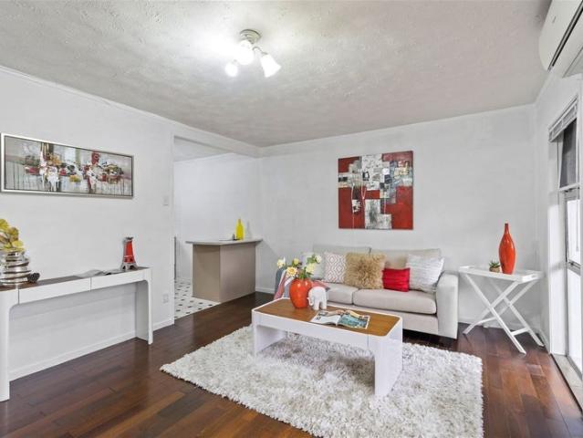 sandringham, 2 bedrooms