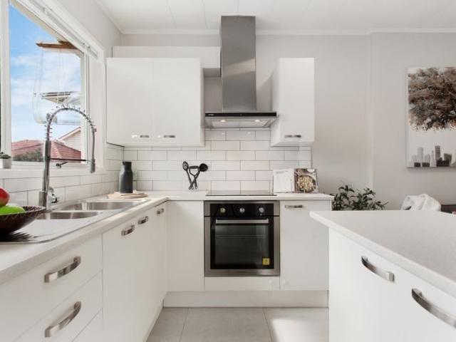 sandringham, 2 bedrooms