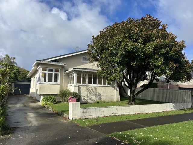 sandringham, 3 bedrooms