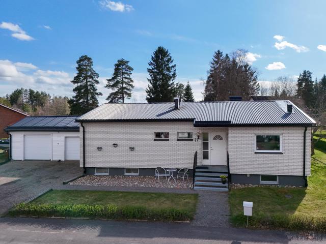 Sandvägen 11
