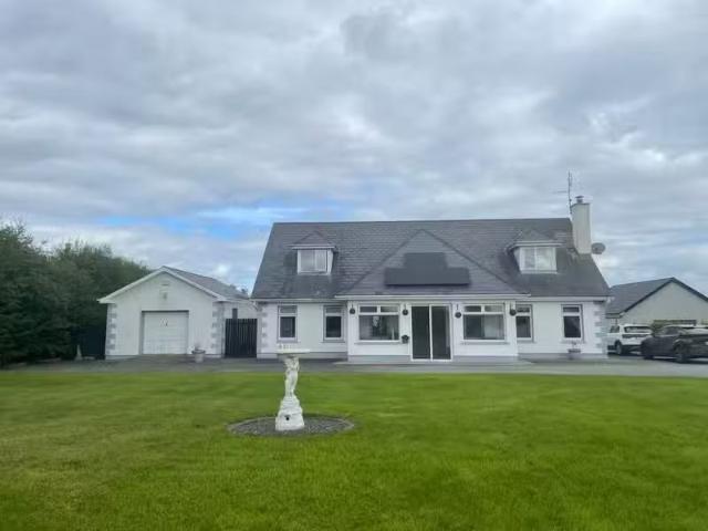Sandville, Glanworth, Co. Cork, P51V25N is for sale