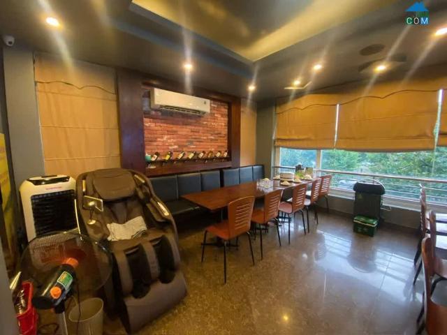 Sang nhượng nhà hàng Văn Cao Ba Đình Hà Nội lh 0941833