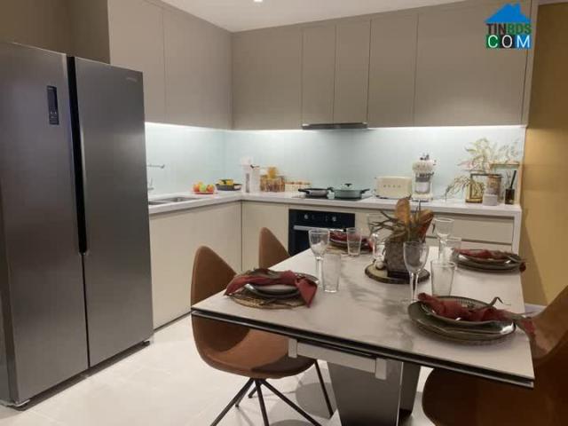 Sang chuyển nhượng căn hộ Urban Green 2PN 71 m2 tầng thấp tại đường số 06 Thủ Đức LH 0835379