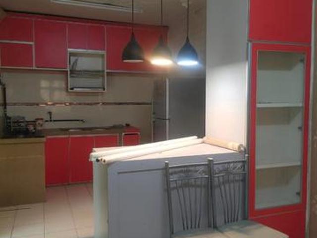 SangkutCTOSKahCashback42KFurnishedApartment Desa Putra Dekat QB