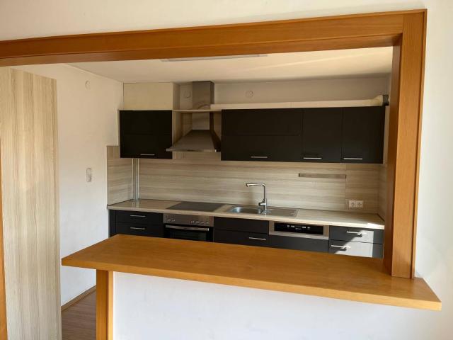 Sanierte und sehr helle 4 Zimmer Wohnung inkl. 2 Balkone im 4.OG in der Dornbirner Innenstadt