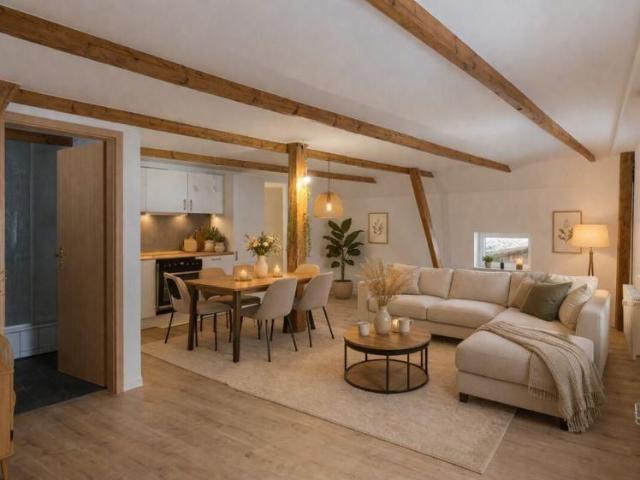 Sanierte Zwei Zimmer Wohnung