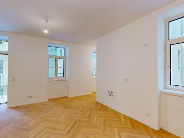 Saniertes Altbaujuwel I Balkon