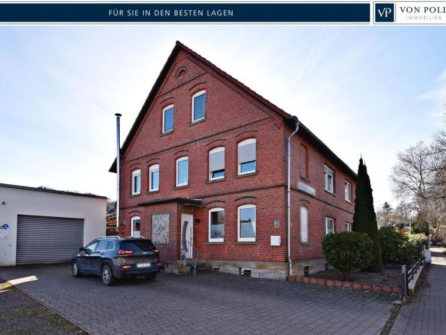 saniertes Einfamilienhaus mit großer Garage / Werkstatt