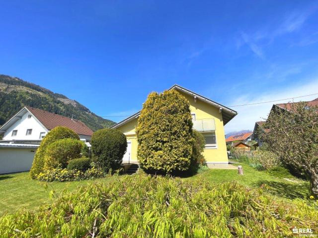 Saniertes Wohnhaus in ruhiger Siedlungslage von Spittal/Drau Sonnenterrasse mit Bergblick!