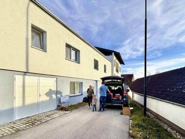 SANIERTES Winzerhaus | ca. 936m² Grund | ca. 97m² NFL | 3 bis 4 Zimmer | Einbauküche | Garage | Erweiterungspotenzial