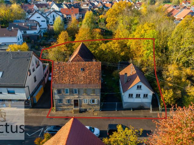 Sanierung oder Abriss/ Neubau hier entscheiden Sie! Zentral gelegenes Grundstück in Biberach