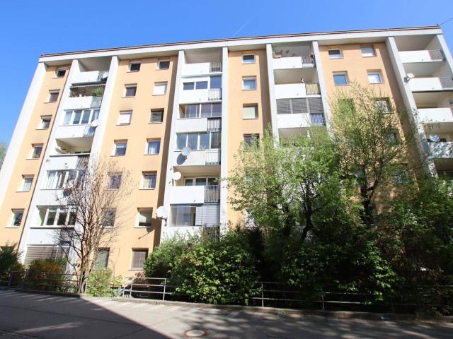 Sanierungsbedürftige aber super aufgeteilte 4 Zi Wohnung mit 112m² in Waidmannsdorf Villacherstraße