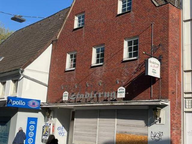 Sanierungsbedürftige Gaststätte mit Wohnung sucht neuen Liebhaber!