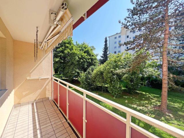 Sanierungsbedürftige, gut aufgeteilte 4 Zimmer Wohnung in sehr guter Urfahraner Lage!