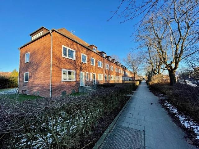 Sanierungsbedürftige Maisonettewohnung in Kiel Schreventeich!