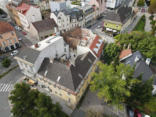Sanierungsbedürftige Mehrfamilienhäuser in Innenstadtlage von Klagenfurt
