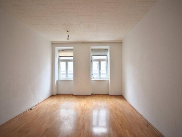 Sanierungsbedürftige Startwohnung mit Entwicklungschance