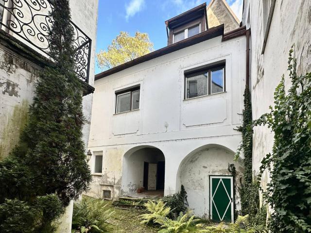 Sanierungsbedürftiges Altstadthaus im Steyrdorf mit Garten und traumhaftem Ausblick über Steyr