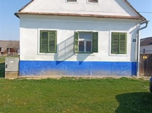 Sanierungsbedürftiges Bauernhaus