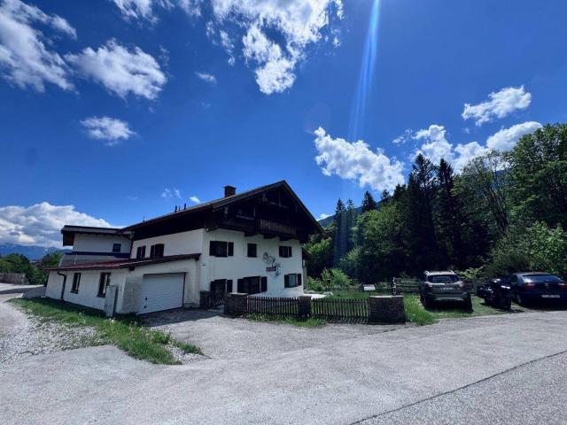 Sanierungsbedürftiges Gästehaus Frühstückspension in traumhafter Sonnenlage von Eben am Achensee zu kaufen