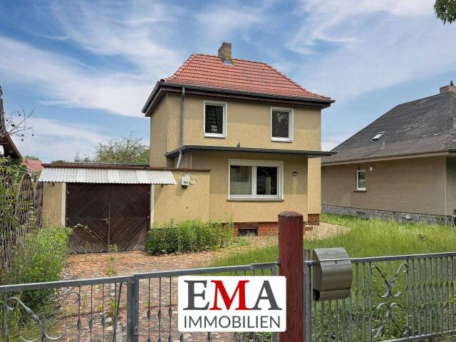 Sanierungsbedürftiges Einfamilienkleinhaus in sehr guter Wohnlage