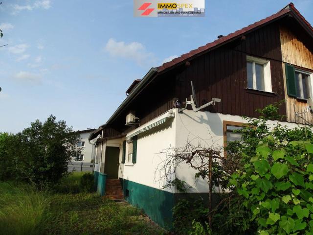 Sanierungsbedürftiges Haus mit großem Potential sehr günstig!