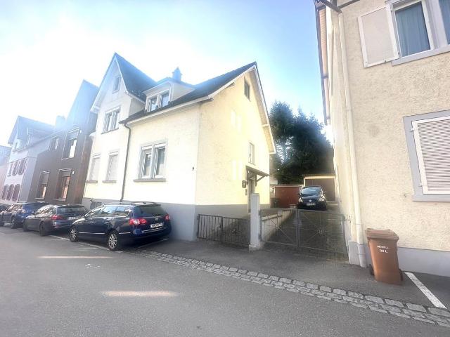 Sanierungsobjekt mit viel Gestaltungsspielraum und Erweiterungspotenzial in Konstanz