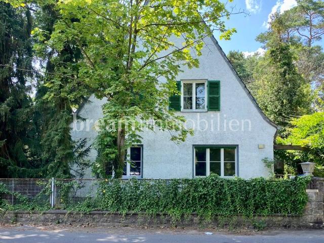 SANIERUNGSOBJEKT Ein bis Zweifamilienhaus Nähe Havel auf großem Grundstück in Berlin Hohengatow