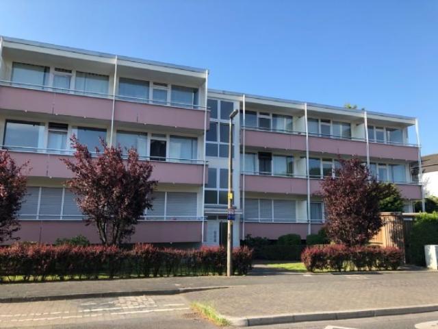 SANKT AUGUSTIN NIEDERBERG in Top Lage, 1 Zi. Appt. ca. 27 m² Wfl Balkon und Tiefgaragenstellplatz