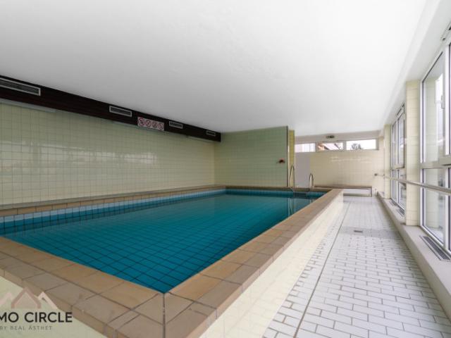 SANKT PETER+ Traumhafte 4 Zimmer Wohnung mit sonniger Loggia und hauseigenem Wellnessbereich