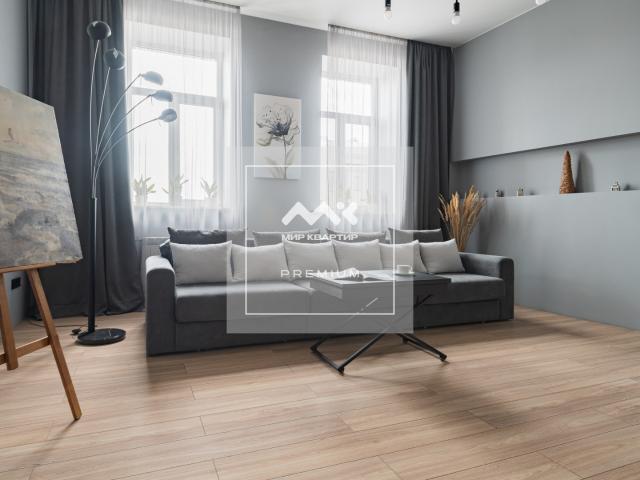 Санкт Петербург, Центральный р н, м Чернышевская, Литейный просп, 11