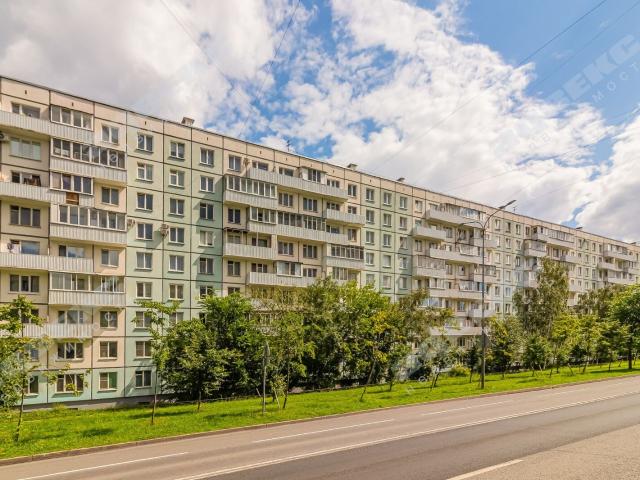 Санкт Петербург, Невский р н, м Улица Дыбенко, Тельмана ул, 40