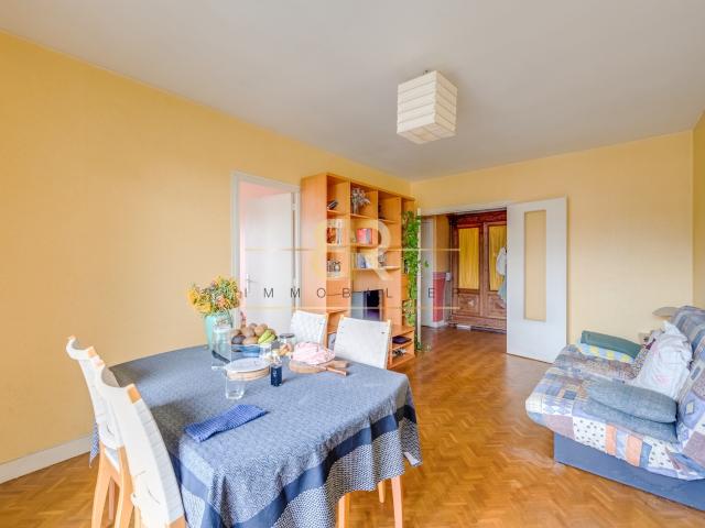 SANS VIS A VIS / BALCON FILANT / VUE DÉGAGÉE