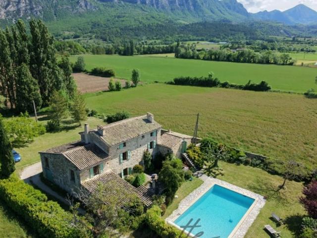 SAOU, maison à vendre, 8 pièces, 250 m²