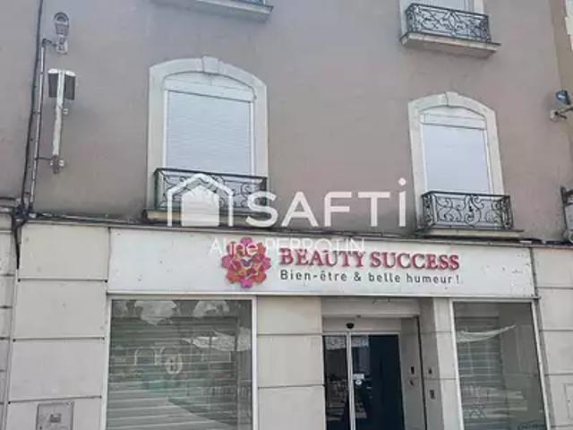 Sablé sur Sarthe 72300 Achat / Vente divers 8 pièces
