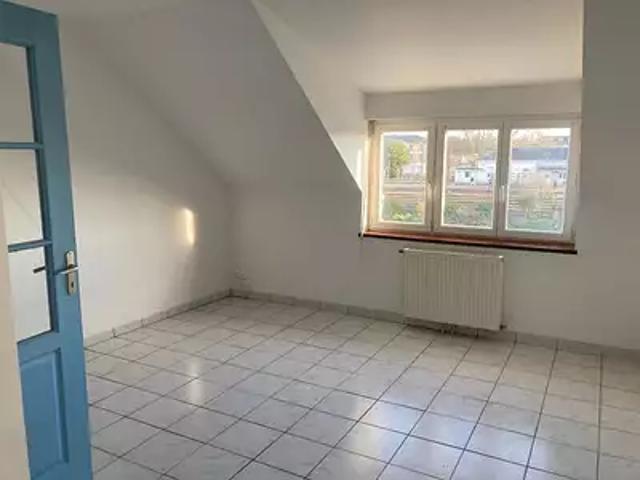 Sablé sur Sarthe 72300 Location appartement 4 pièces t4 au dernier étage