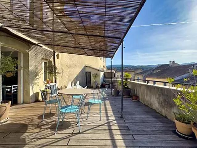 Sablet 84110 Achat / Vente maison 7 pièces t7 terrasse