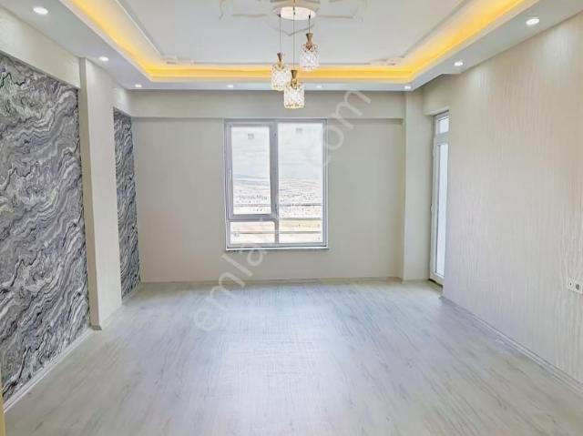 Sacır Mah. Parkın Karşısı 2+1 Satılık Daire