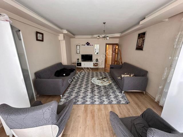sadece^parstan Kadıköyde Doğalgazlı Cam Balkonlu Asansörlü 3+1