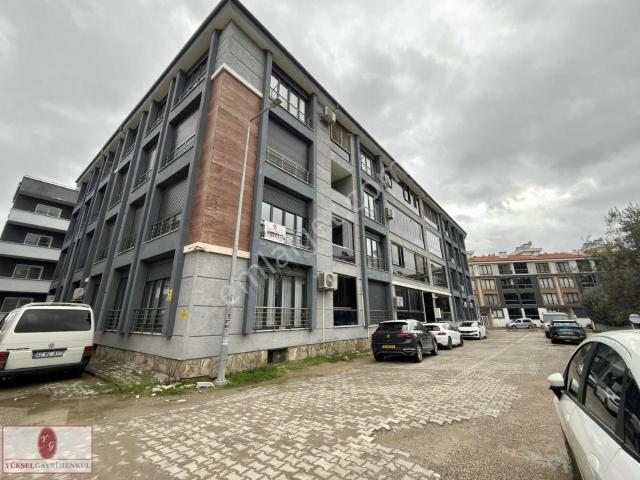 Sadece Yükselde Kazdağları Manzaralı Kapalı Garajlı Köşe 2+1