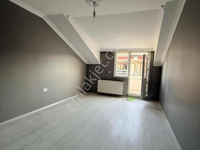 Sadetdere Mah Kiralık 4.kat 2+1 Daire