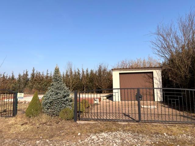 Sadowa 11 889 m², Deszczno