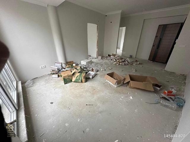 SAFA Mahallesi SANCAKTAR Caddesi YAKININDA KULLANIŞLI 1+1 ARAKAT