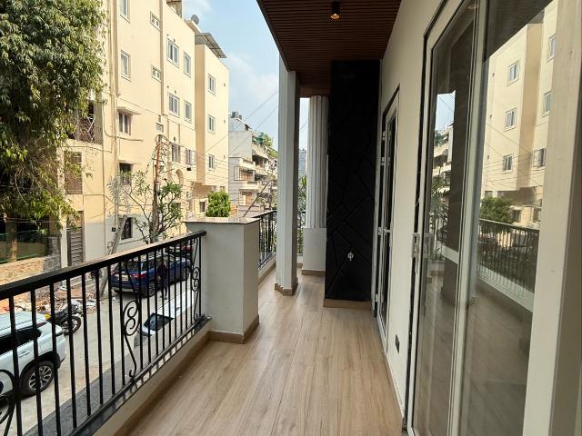 Safdarjung Enclave 3 Bedroom 1300 Sq. Ft. Builder Floor in Safdarjung Enclave Delhi Listing ID: #9919